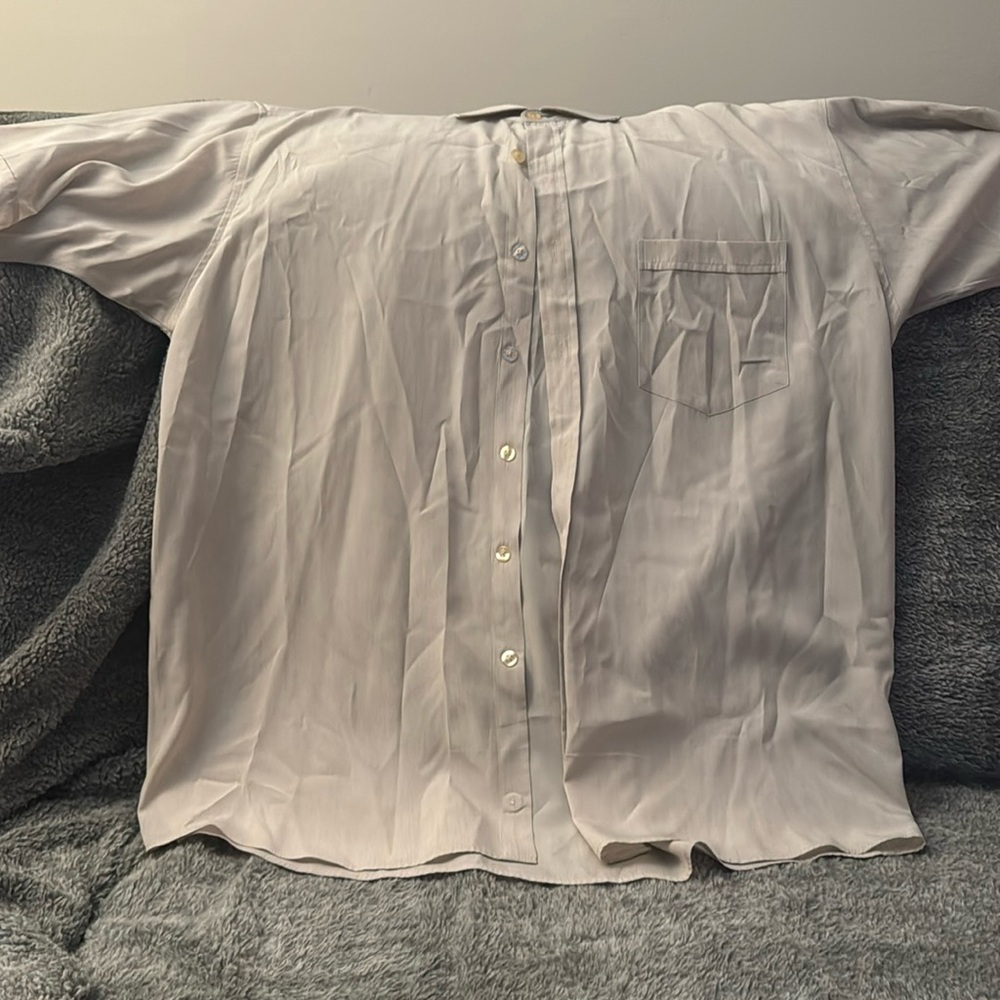 Like new dress shirt